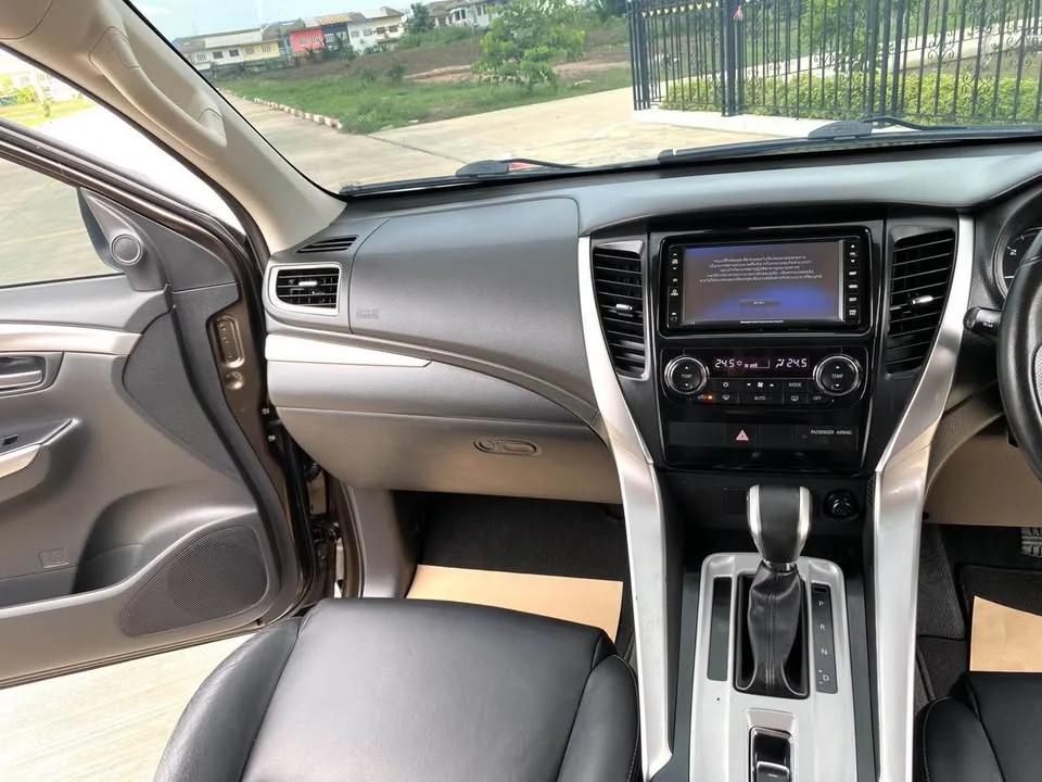 2017 Mitsubishi Pajero Sport III 3