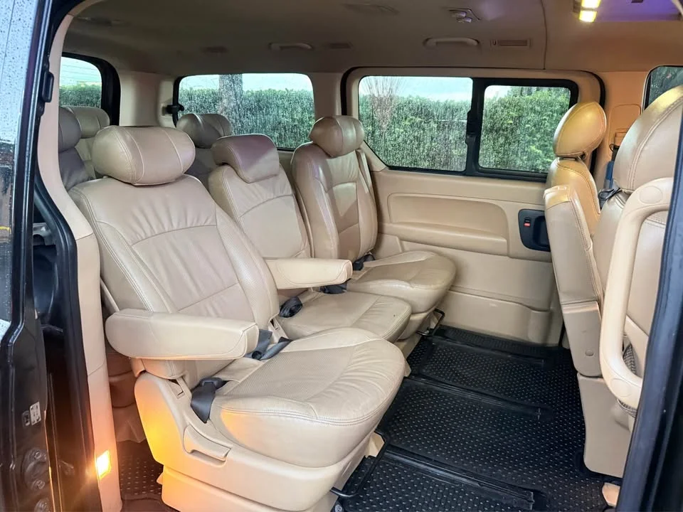 2011 Hyundai H-1 II 3