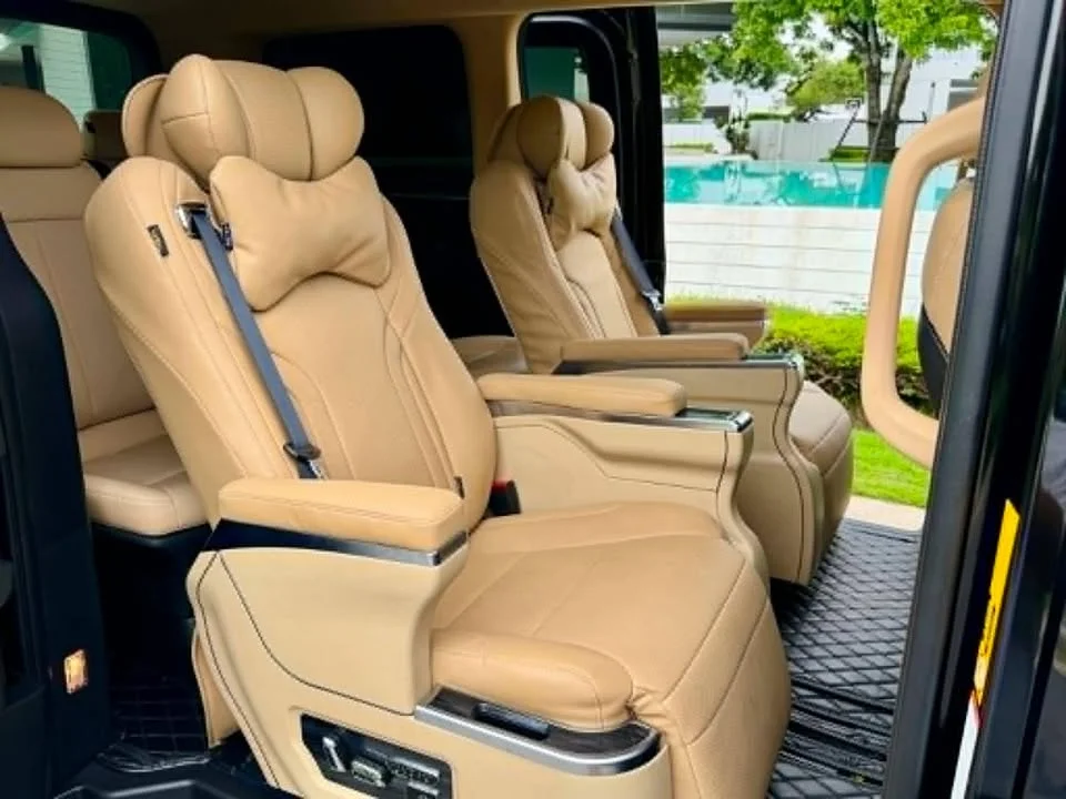 2022 Hyundai Staria US4 3