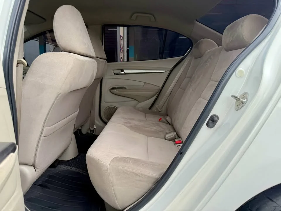 2013 Honda City V 3