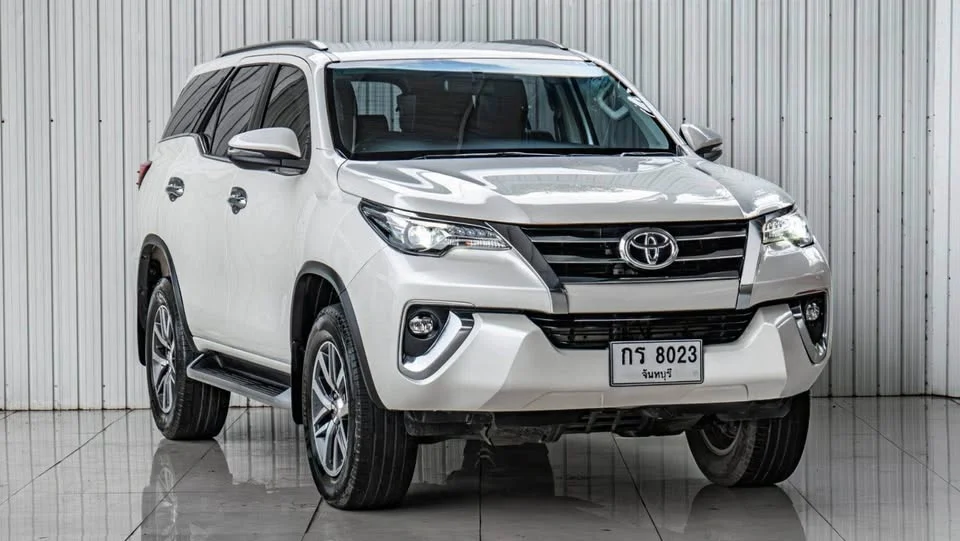 2019 Toyota Fortuner II 2