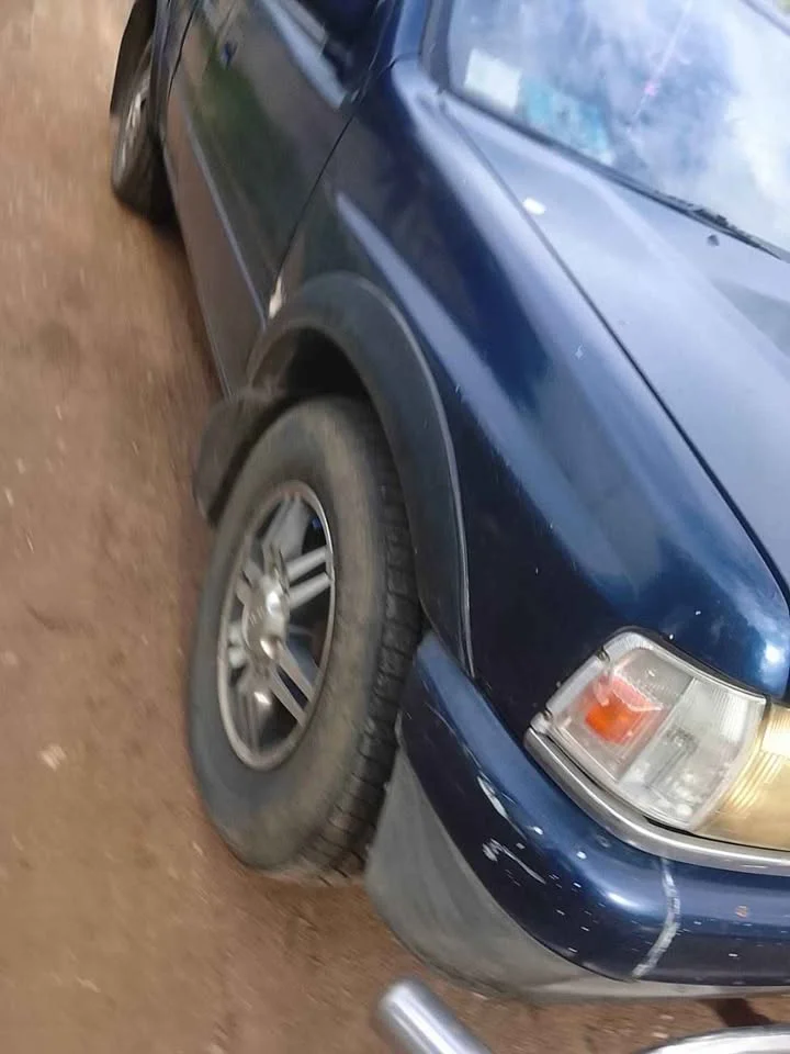 1995 Isuzu Faster Dragon Eyes III 3