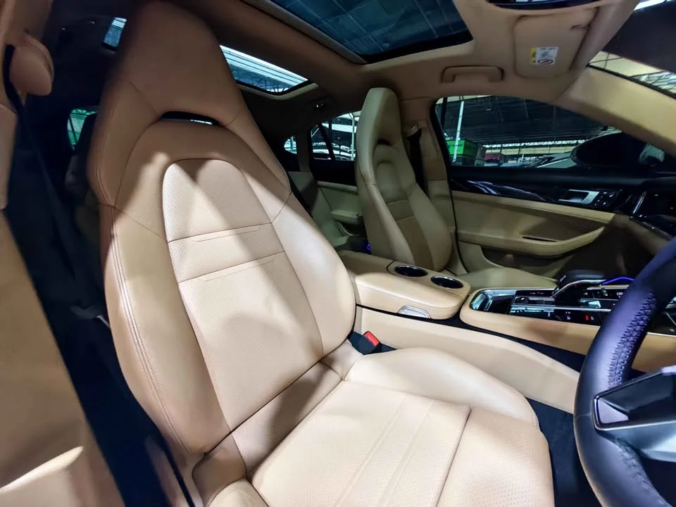 2019 Porsche Panamera II 3