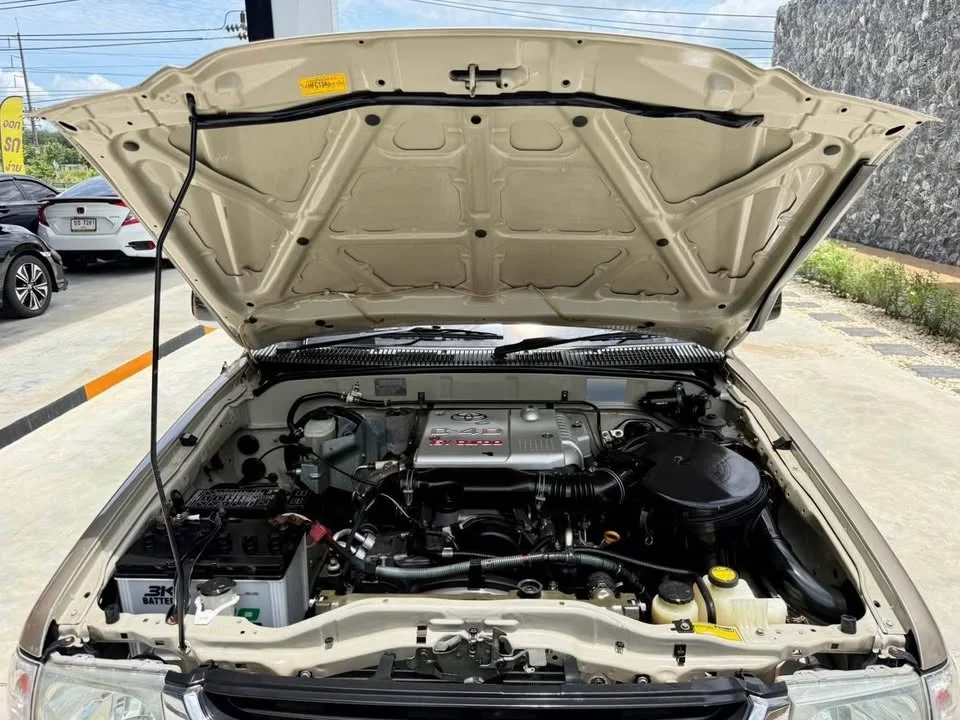 2003 Toyota Hilux Tiger VI 2