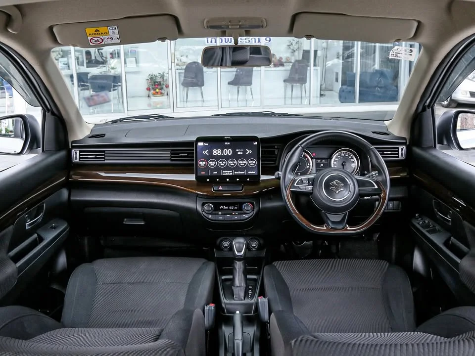 2021 Suzuki Ertiga II 3