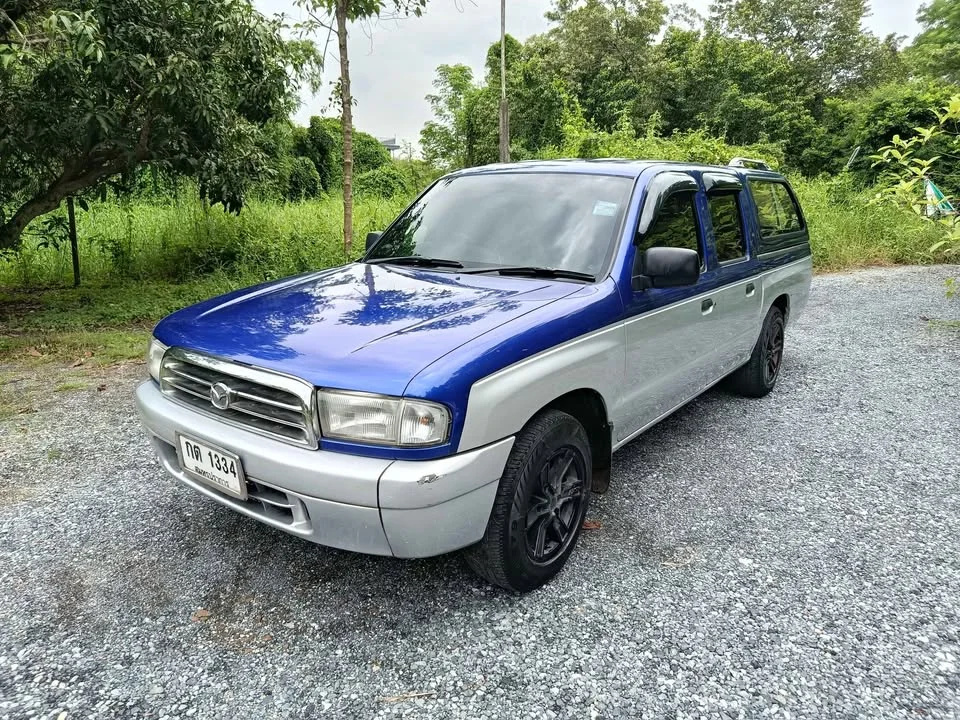 2001 Mazda 2500 Fighter V 2