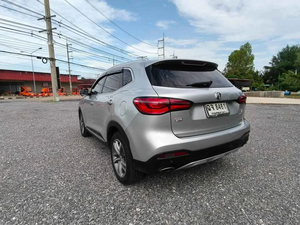 2020 MG HS 2