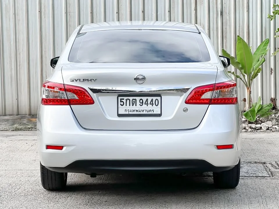 2016 Nissan Sylphy III (B17) 3