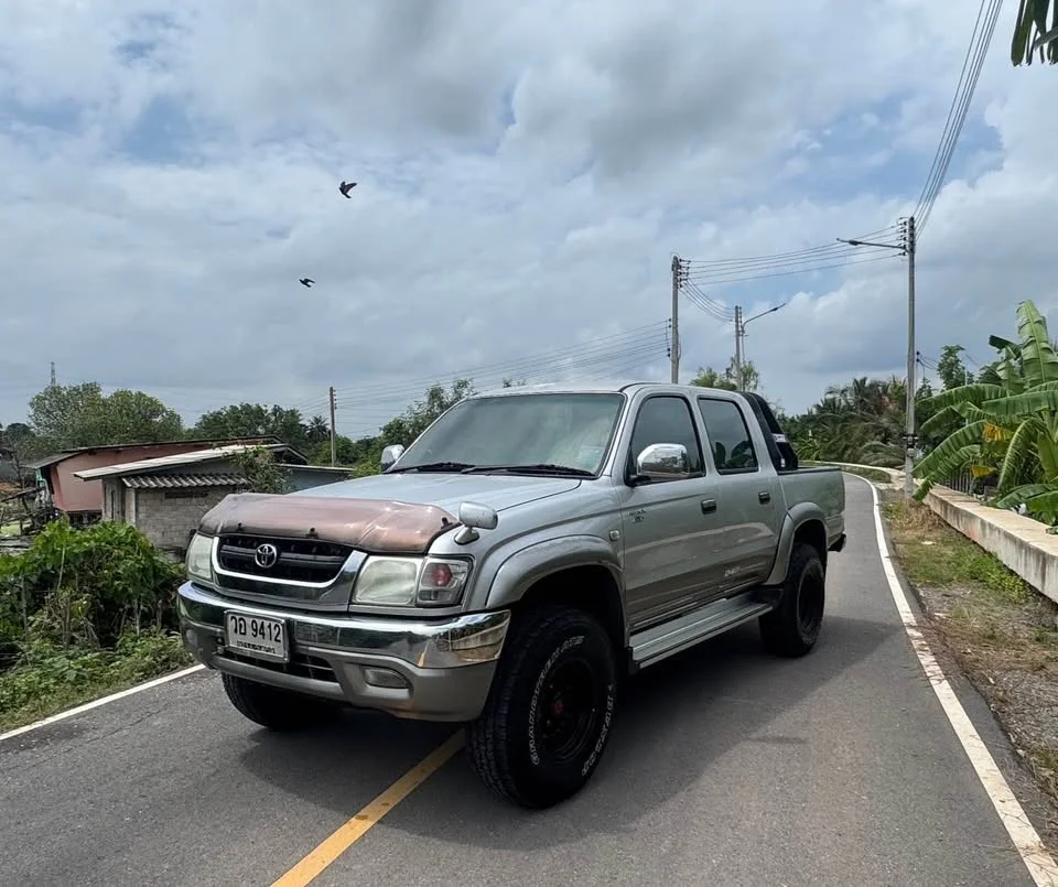 2003 Toyota Hilux Tiger VI 2
