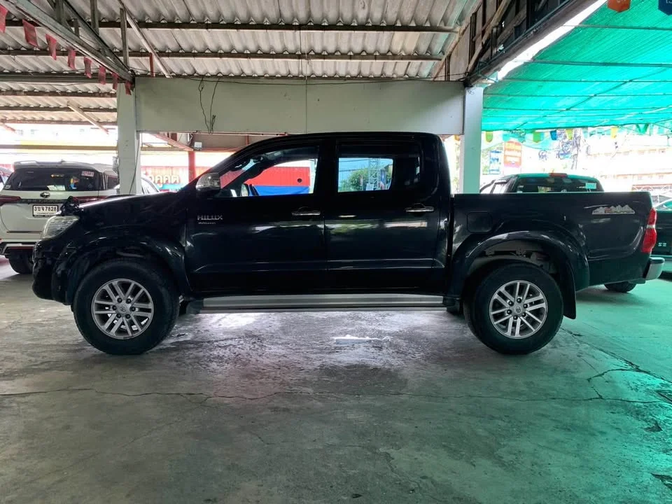 2014 Toyota Hilux VII 2
