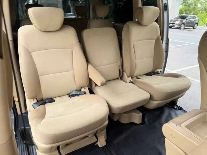 2010 Hyundai H-1 II 2