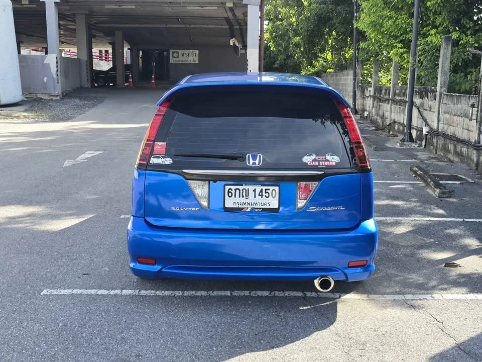 2005 Honda Stream I 3