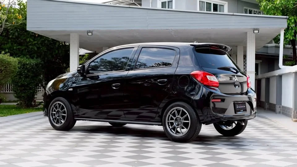 2019 Mitsubishi Mirage VI 3