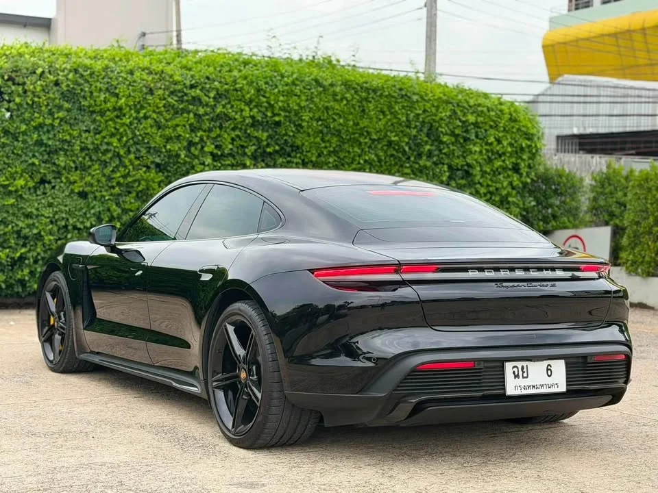 2021 Porsche Taycan 9J1 3