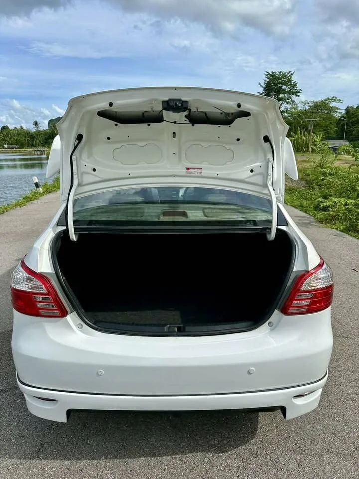 2010 Toyota Vios II 2