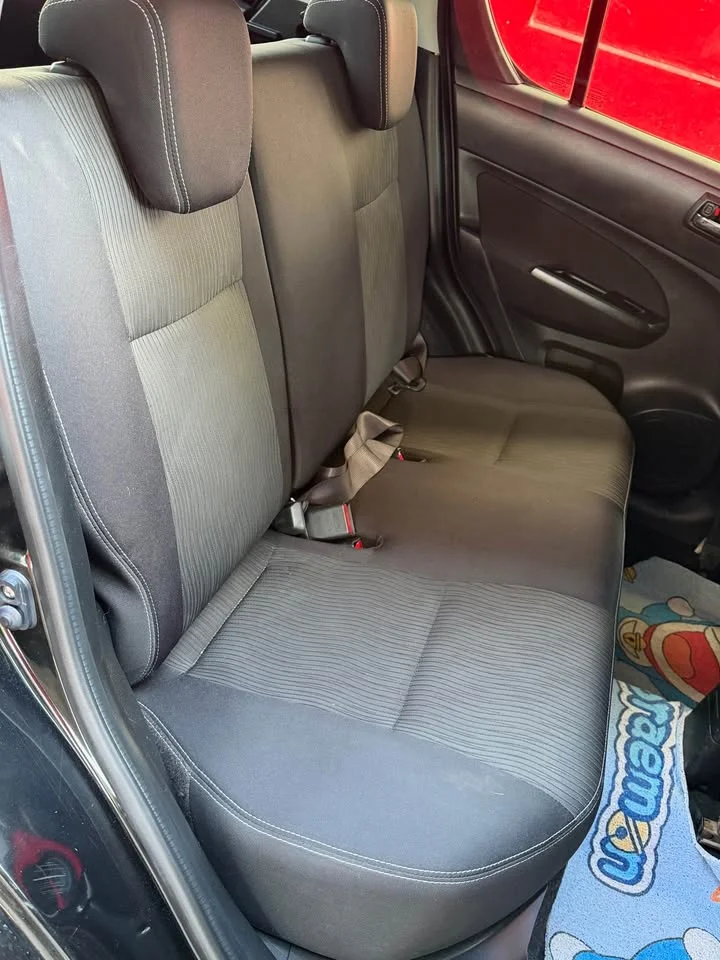 2013 Suzuki Swift II 2