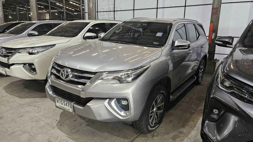 2019 Toyota Fortuner II 3