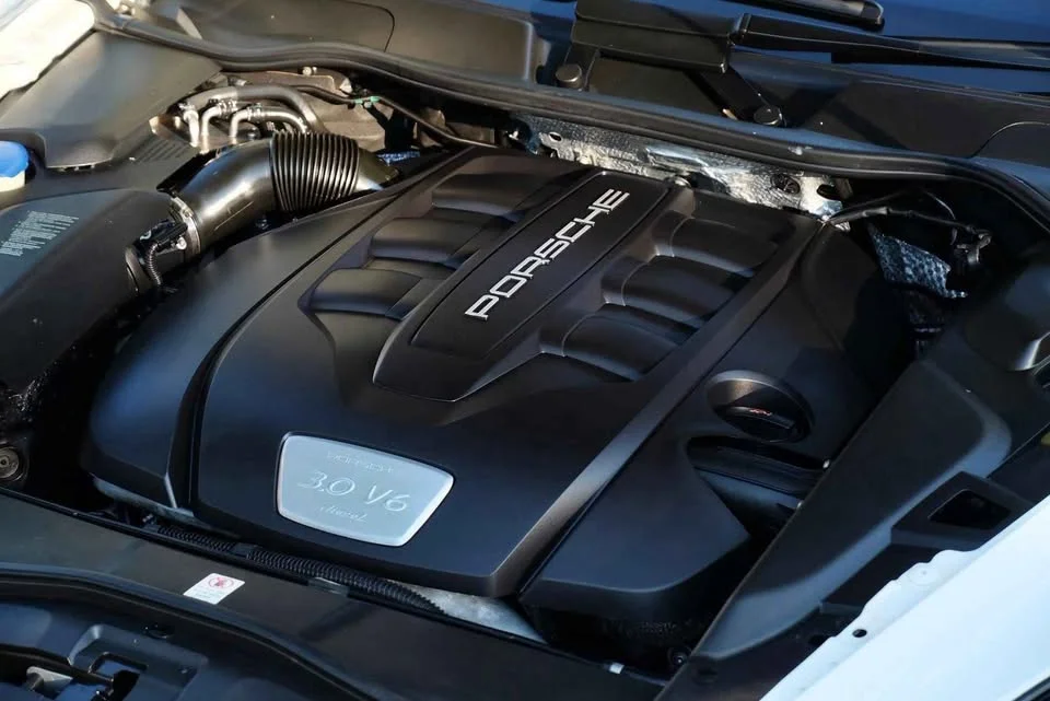 2012 Porsche Cayenne II 2