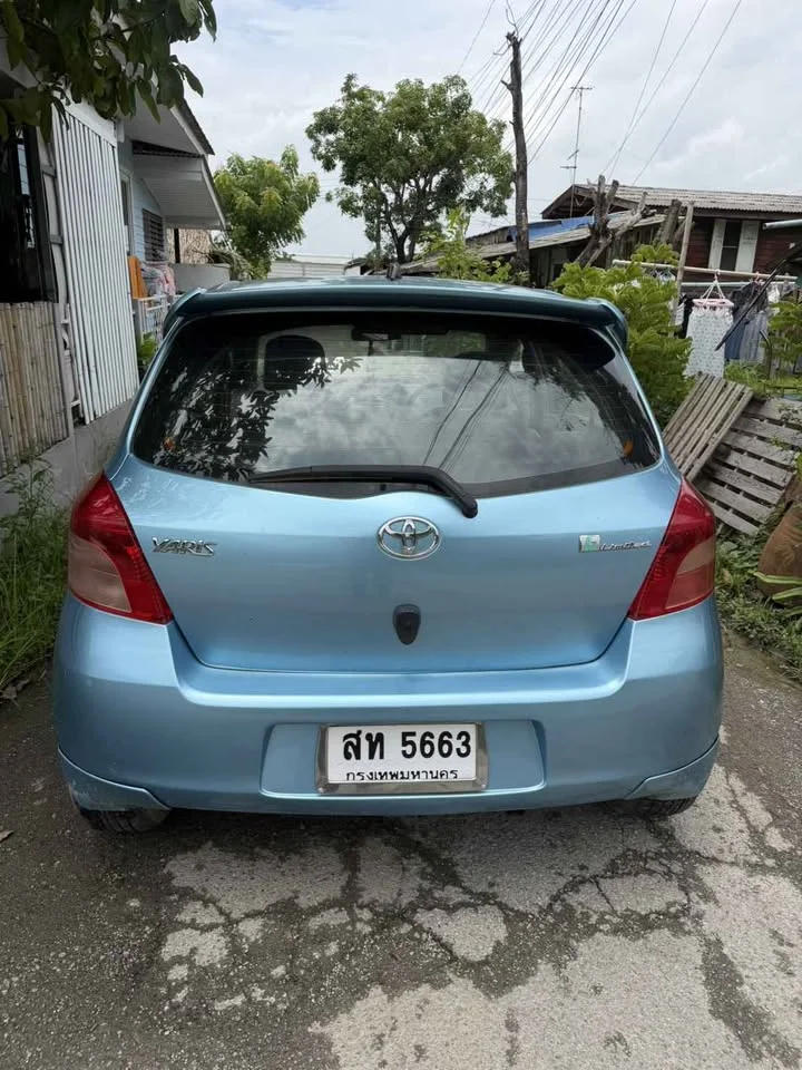 2006 Toyota Yaris II 2