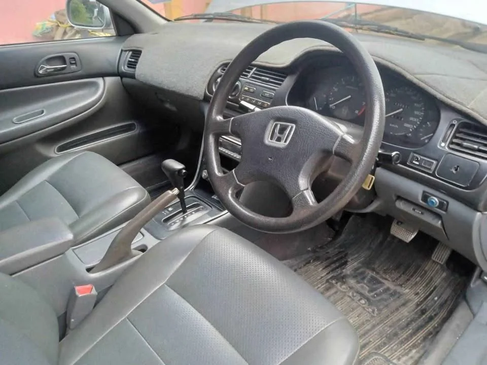 1994 Honda Accord V 3