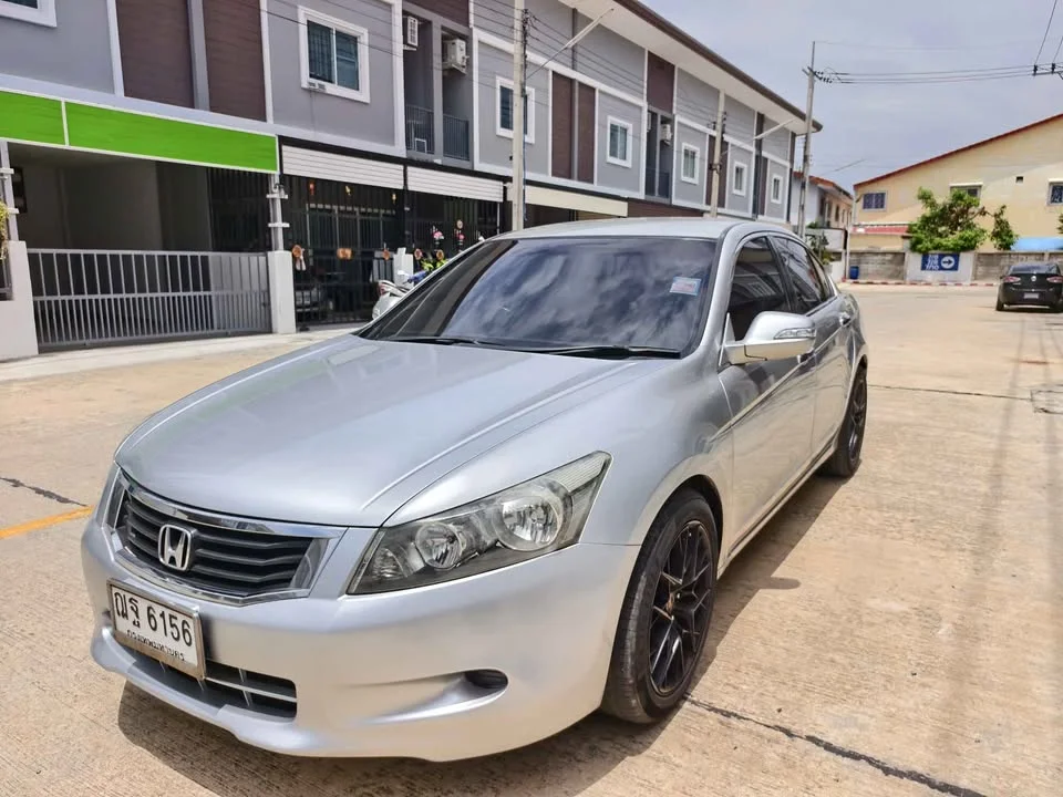 Honda Accord VIII 2