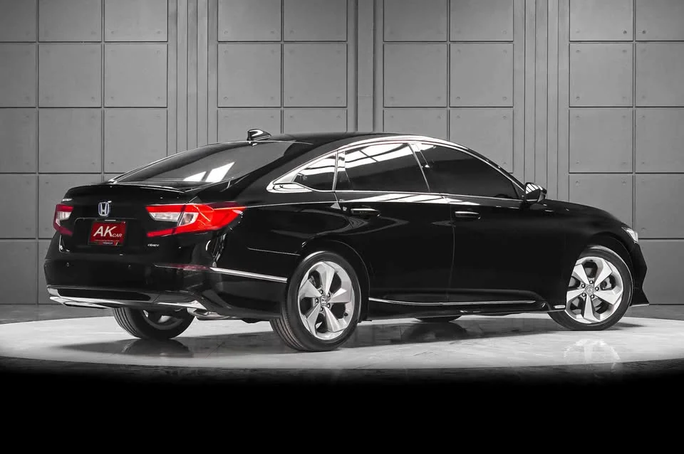 2022 Honda Accord X 3
