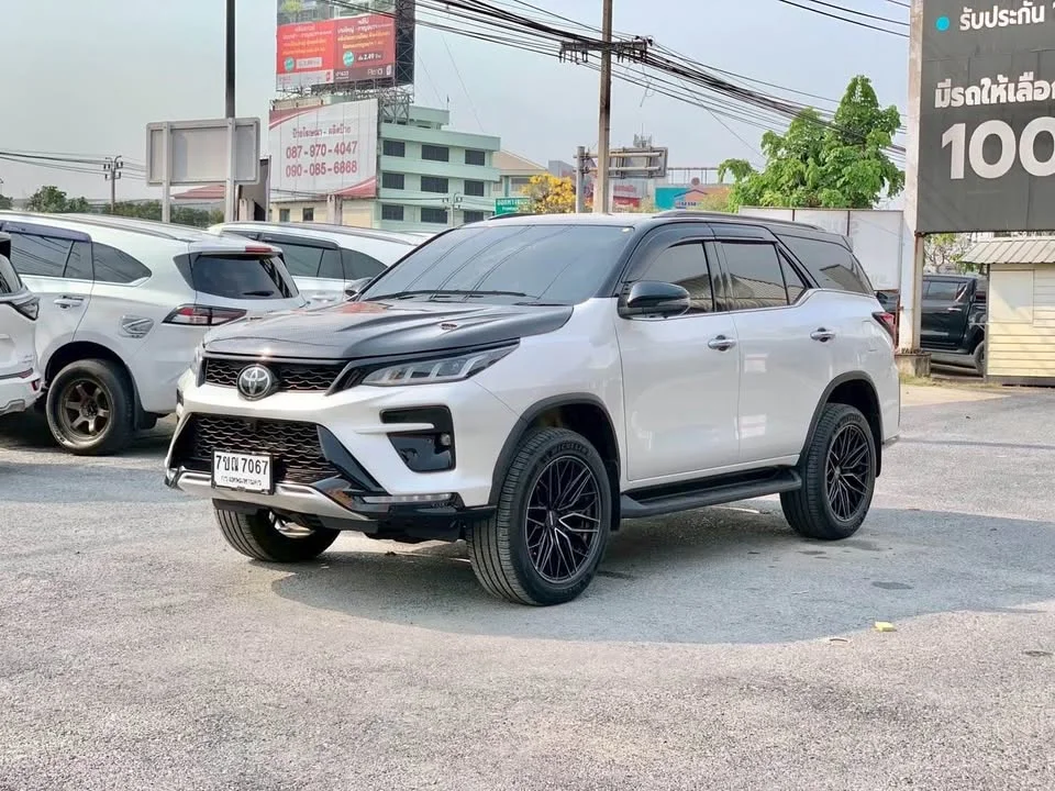 2022 Toyota Fortuner II 2