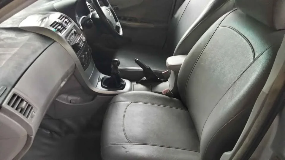 2012 Toyota Corolla Altis X (E140) 2
