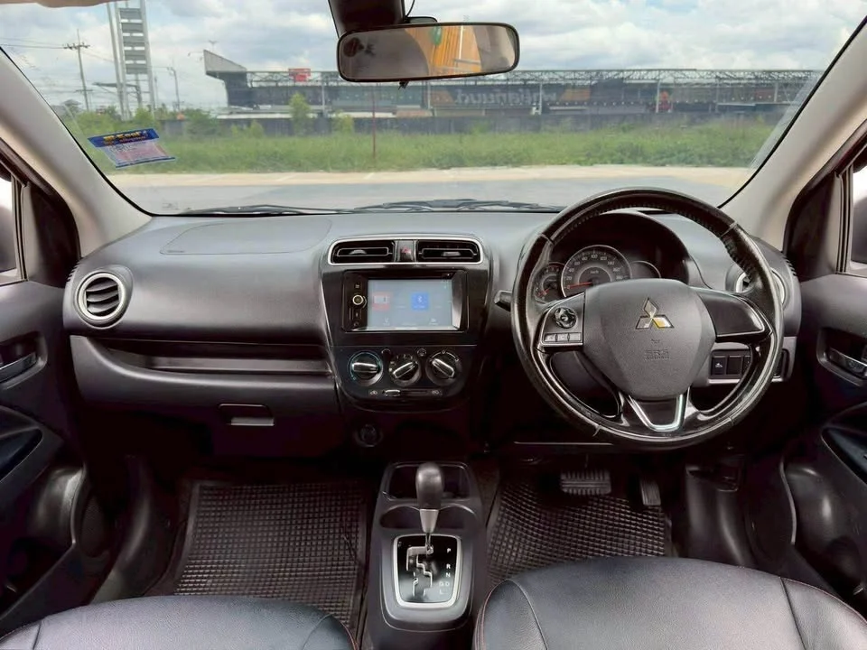 2017 Mitsubishi Mirage VI 3