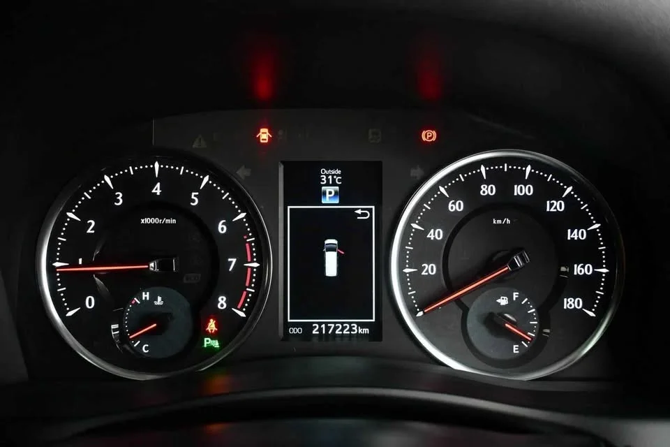 2017 Toyota Alphard, Vellfire III (AH30) 3