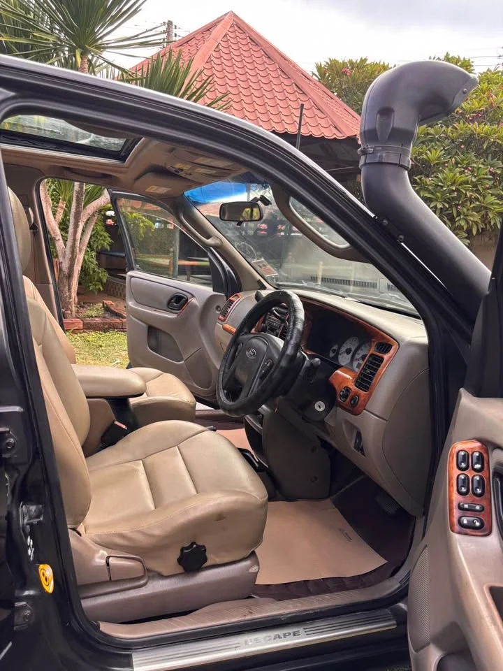 2004 Ford Escape I 2