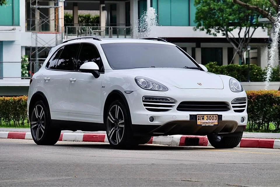 2012 Porsche Cayenne II 3