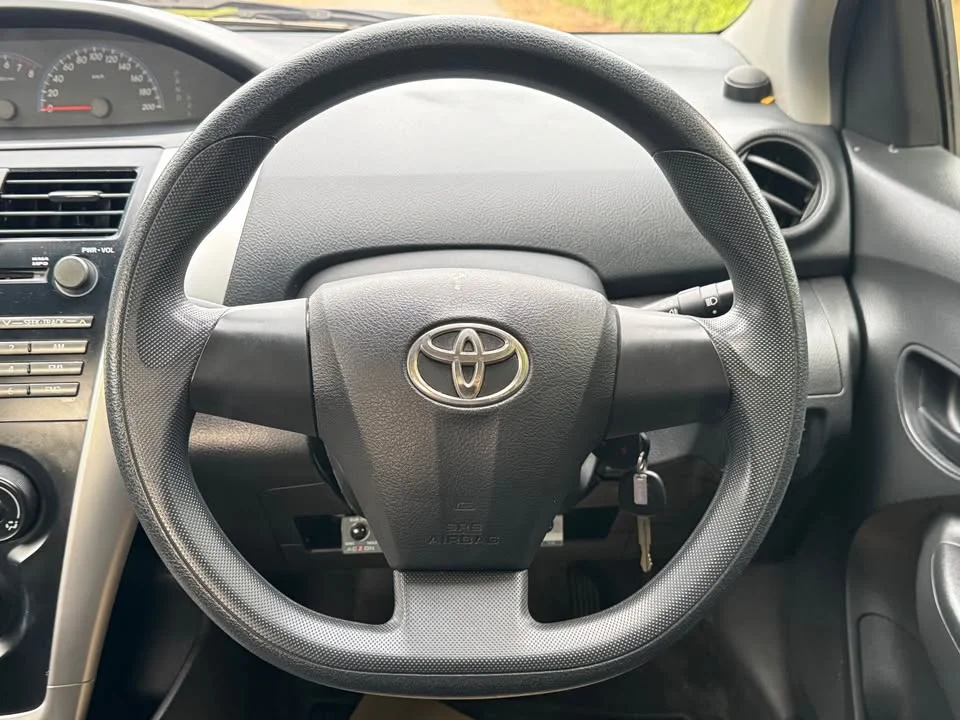 2010 Toyota Vios II 3
