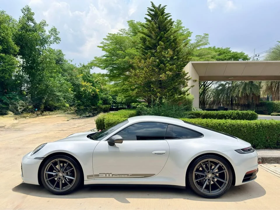 2025 Porsche 911 992 2