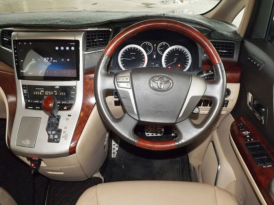 2012 Toyota Alphard, Vellfire II (AH20) 2