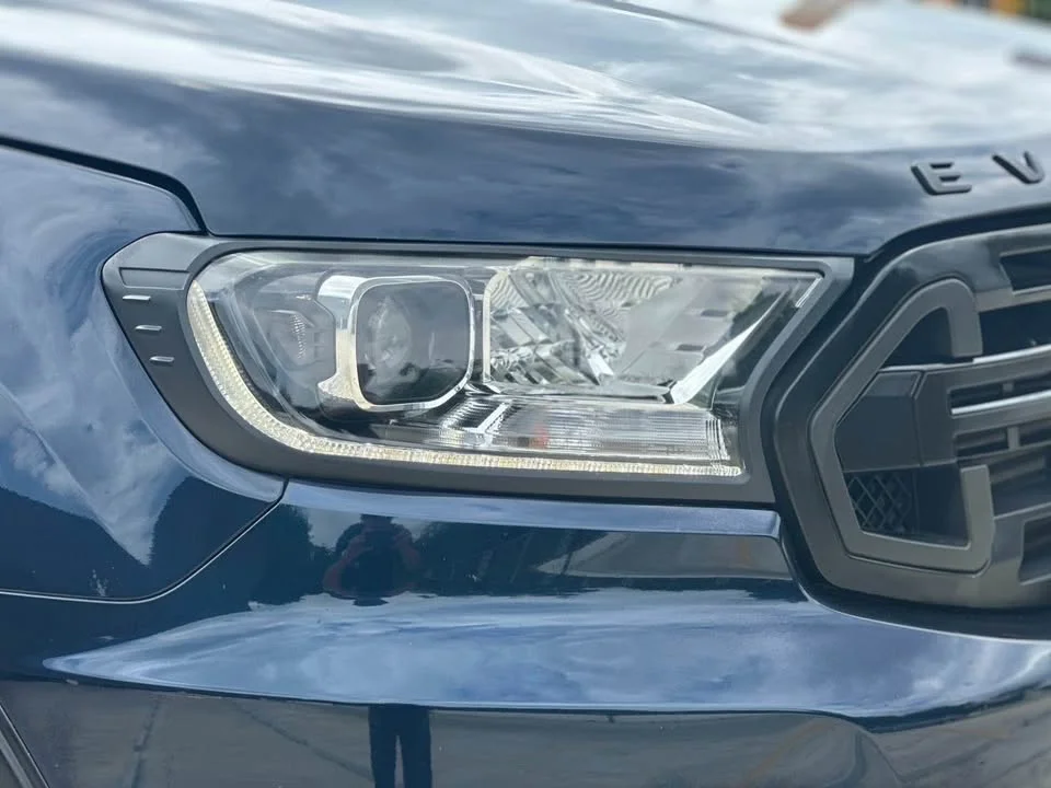 2020 Ford Everest II 2