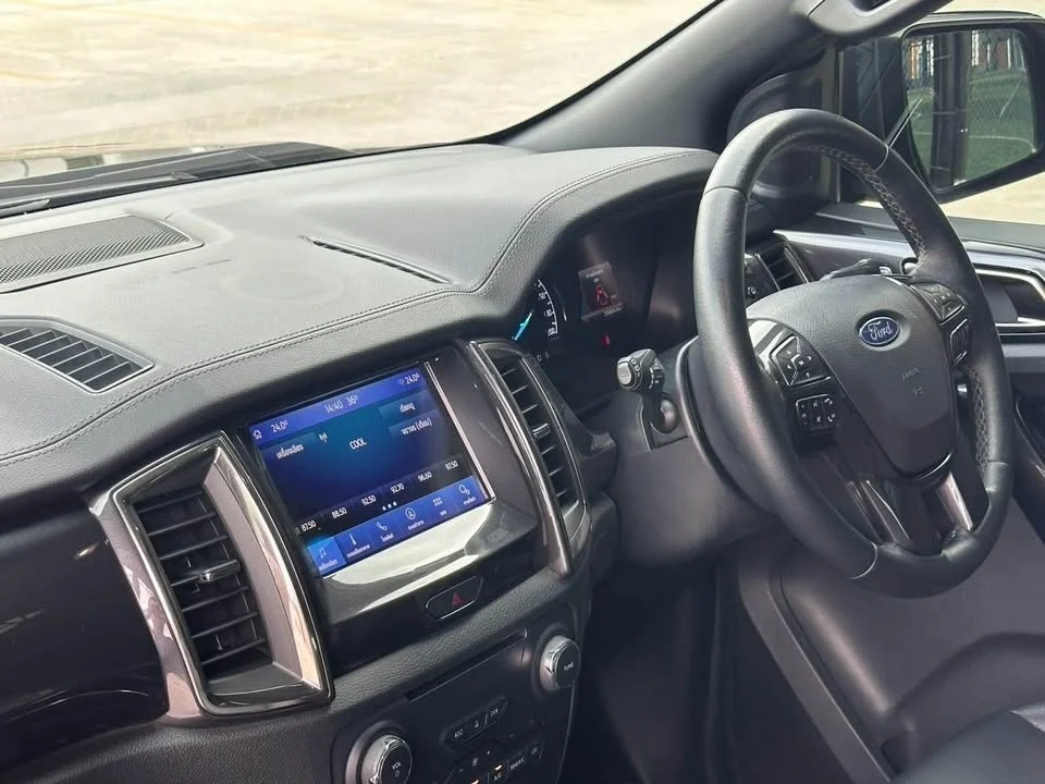 2020 Ford Everest II 3