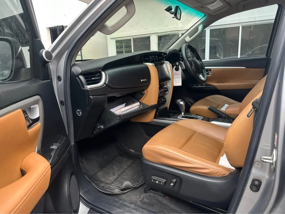 2019 Toyota Fortuner II 2