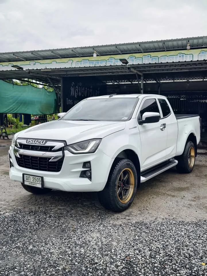 2021 Isuzu D-Max III (RG) 2