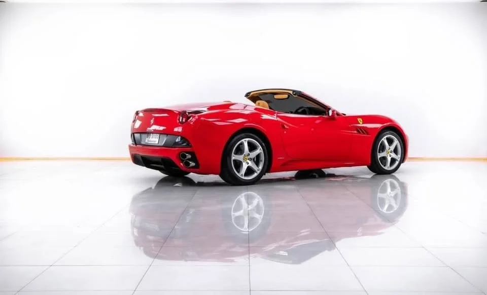 2010 Ferrari California 3