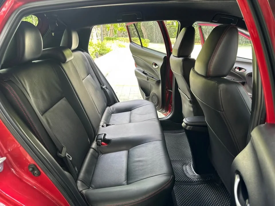 2019 Toyota Yaris III 2