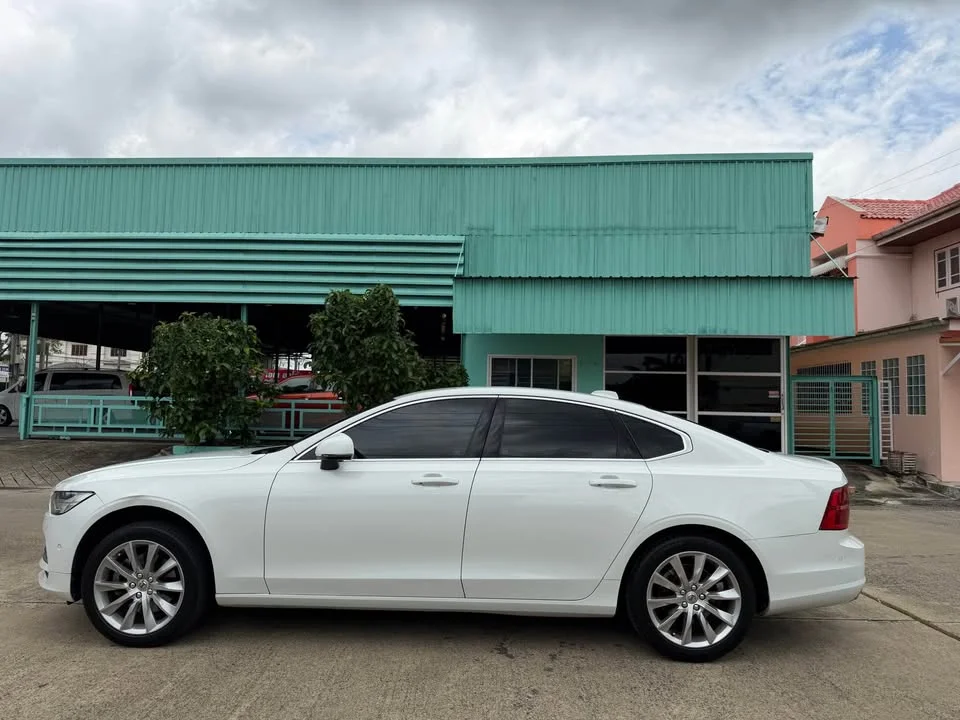 2017 Volvo S90 II 2