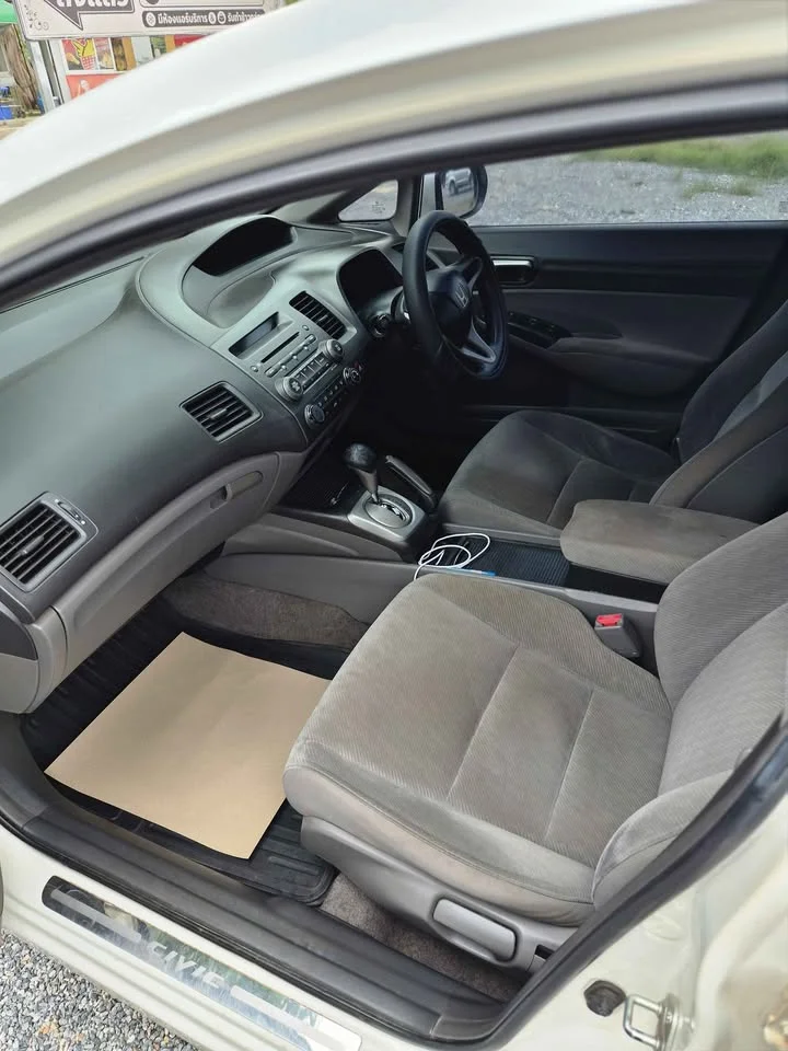 2011 Honda Civic VIII 3