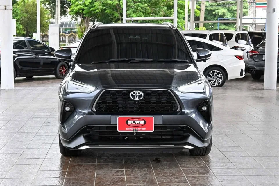 2024 Toyota Yaris Cross AC200 3