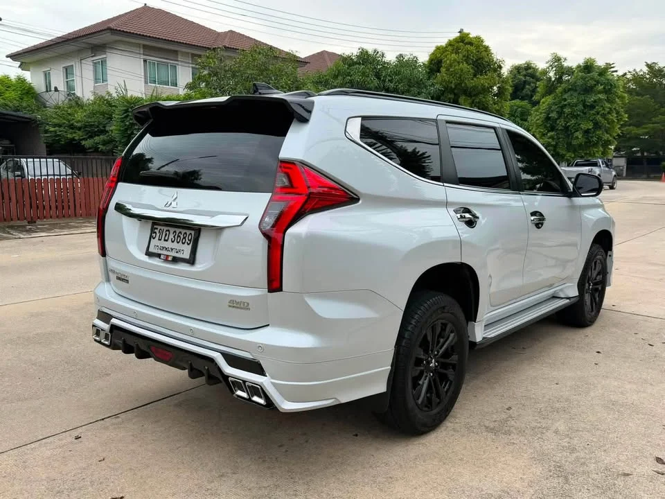 2024 Mitsubishi Pajero Sport III 2