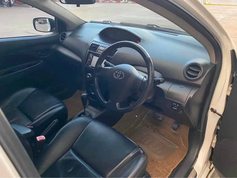 2010 Toyota Vios II 2