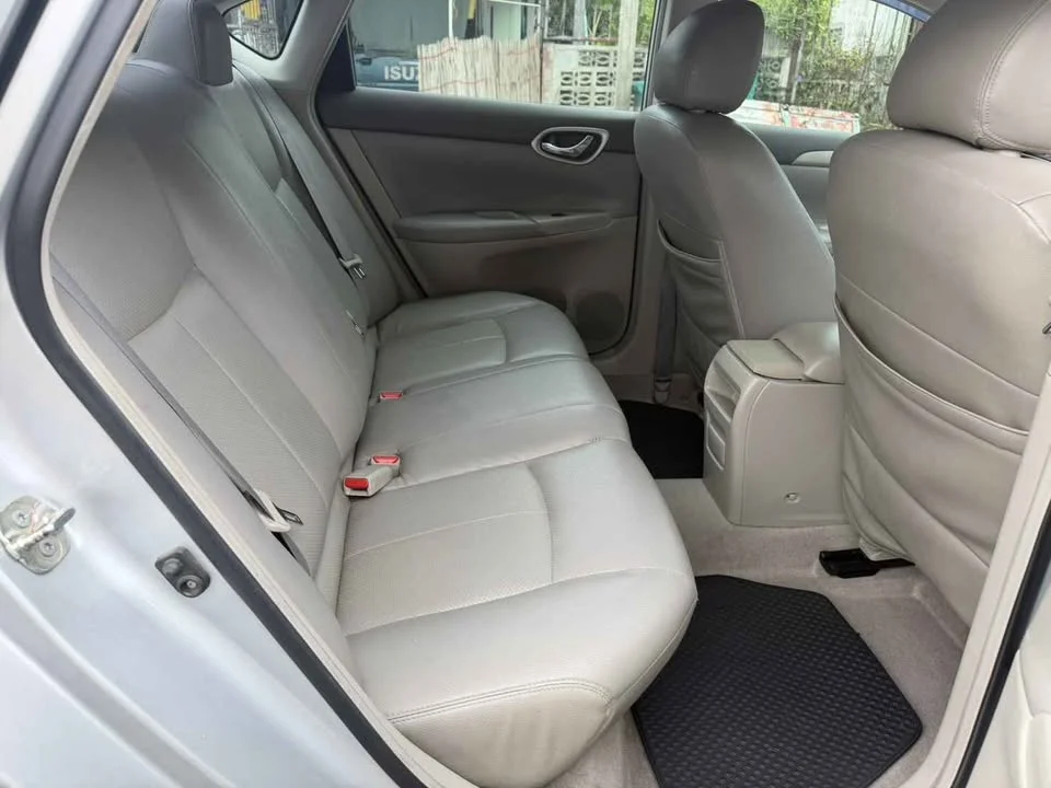 2012 Nissan Sylphy III (B17) 2