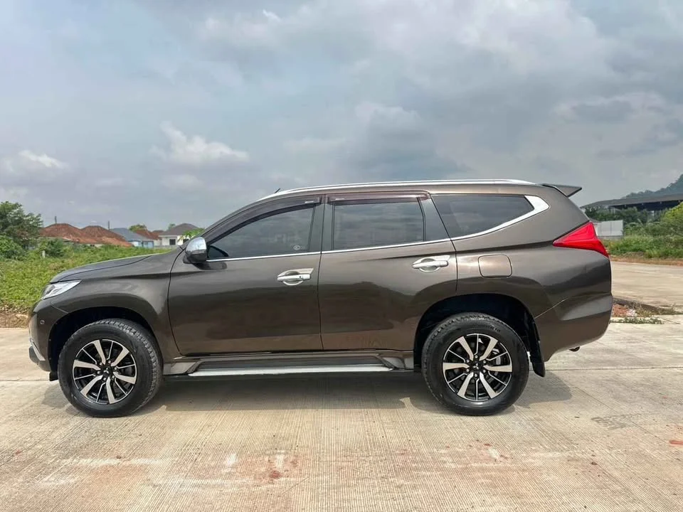 2016 Mitsubishi Pajero Sport III 3