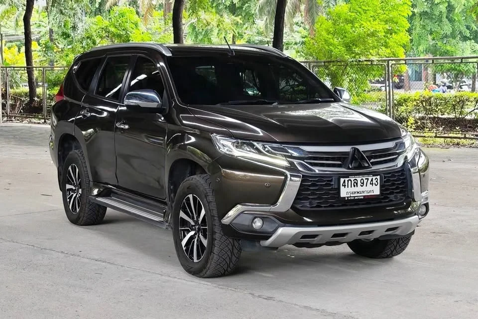 2015 Mitsubishi Pajero Sport III 2