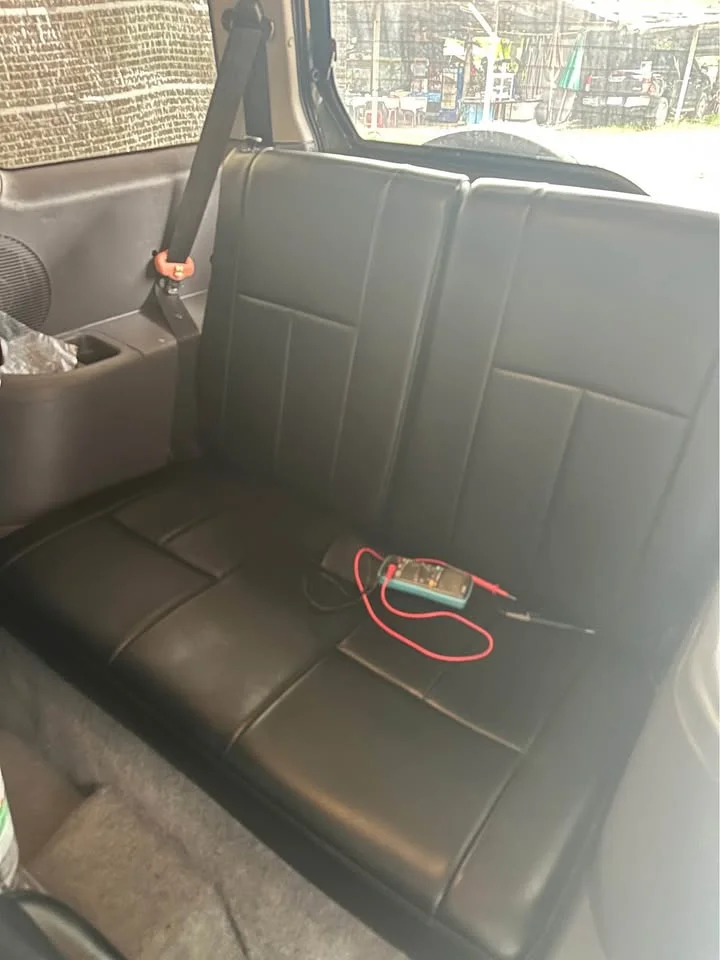 1995 Mitsubishi Pajero Junior 2
